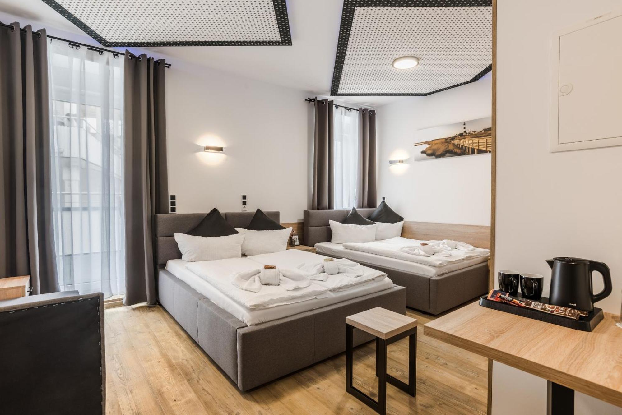 Hotel Montenegro ヴォルムス エクステリア 写真