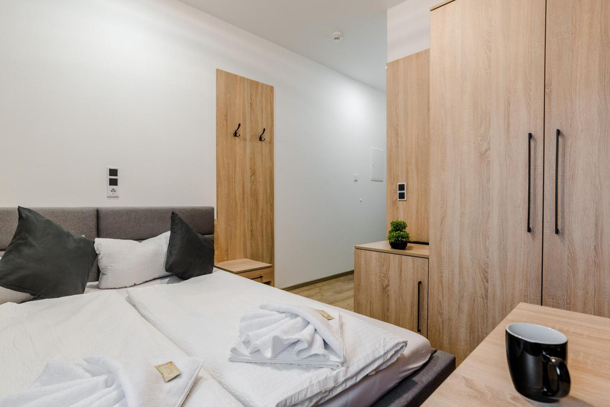 Hotel Montenegro ヴォルムス エクステリア 写真