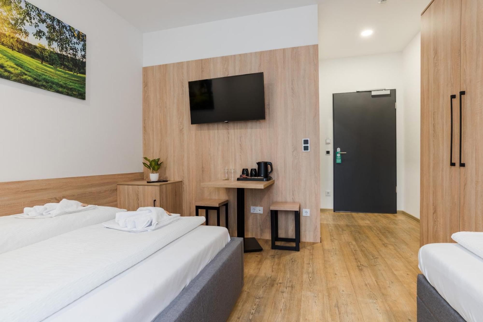 Hotel Montenegro ヴォルムス エクステリア 写真