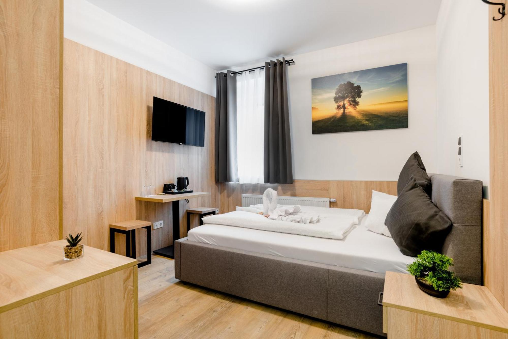 Hotel Montenegro ヴォルムス エクステリア 写真