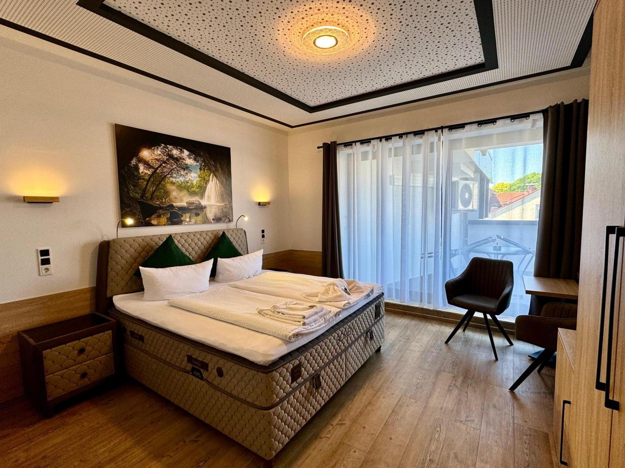 Hotel Montenegro ヴォルムス エクステリア 写真